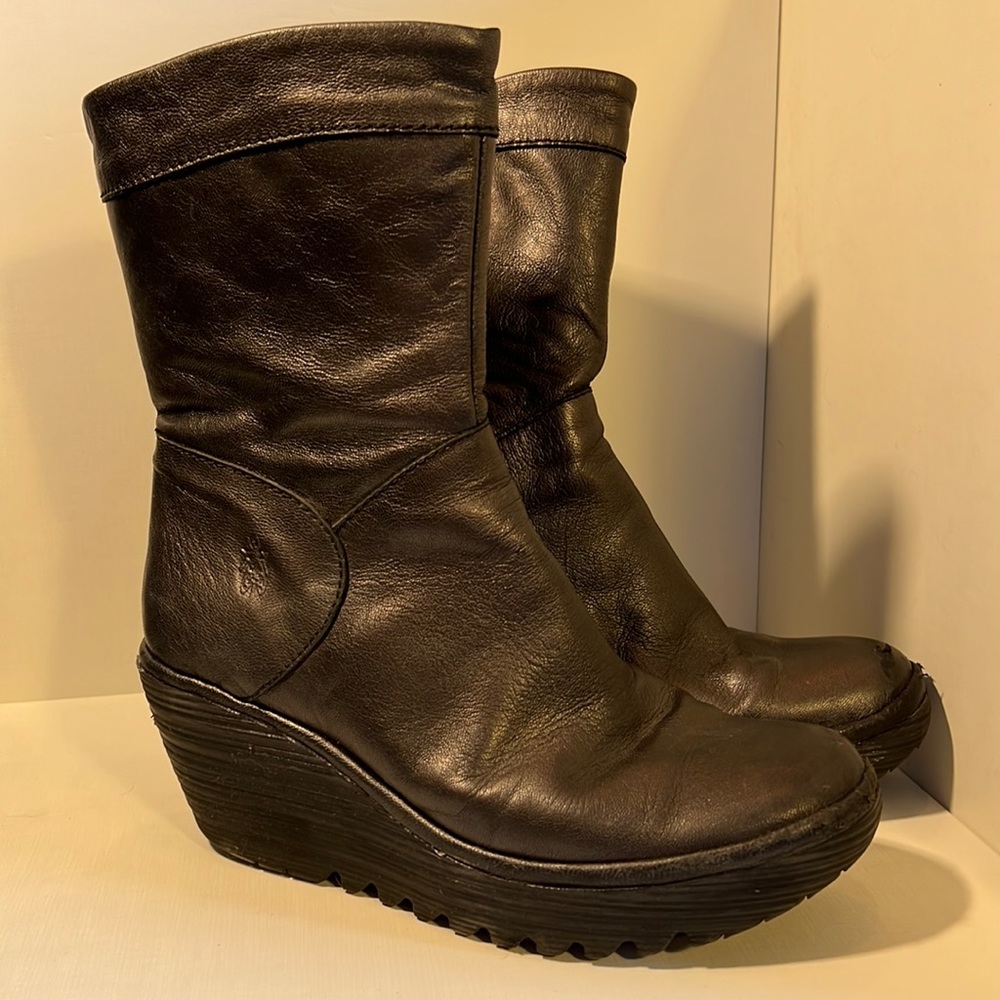 Fly London black leather platform mid-calf boot-classic Fly